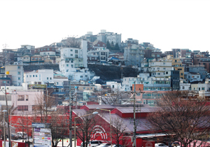 서울역 뒷동네의 활기찬 변신이 기대되는 이유, 중림동·서계동·청파동