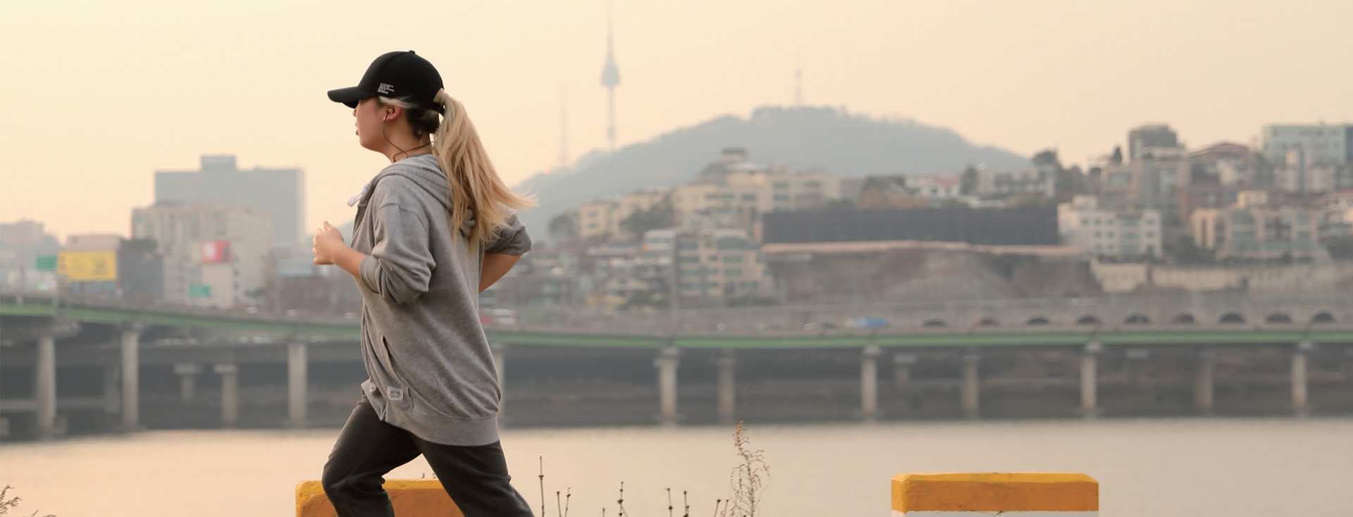 각자의 굿 모닝을 넘어 함께 여는 ‘밍글모닝’