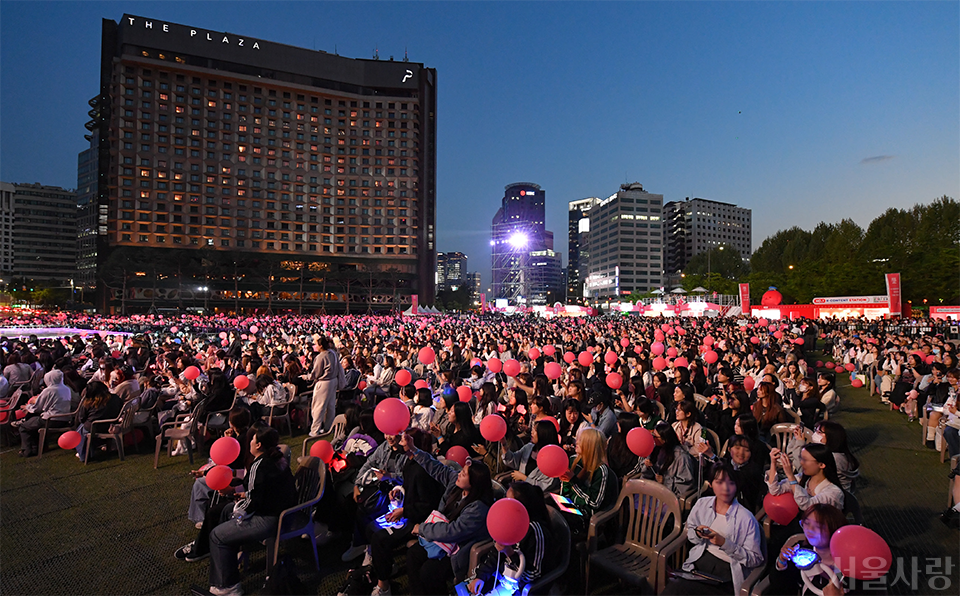 서울광장에서 열린 2024 서울스프링페스타 개막식