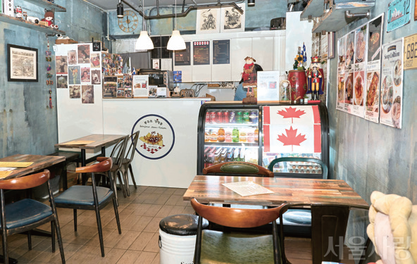 봉쥬르 쟝딸롱 내부