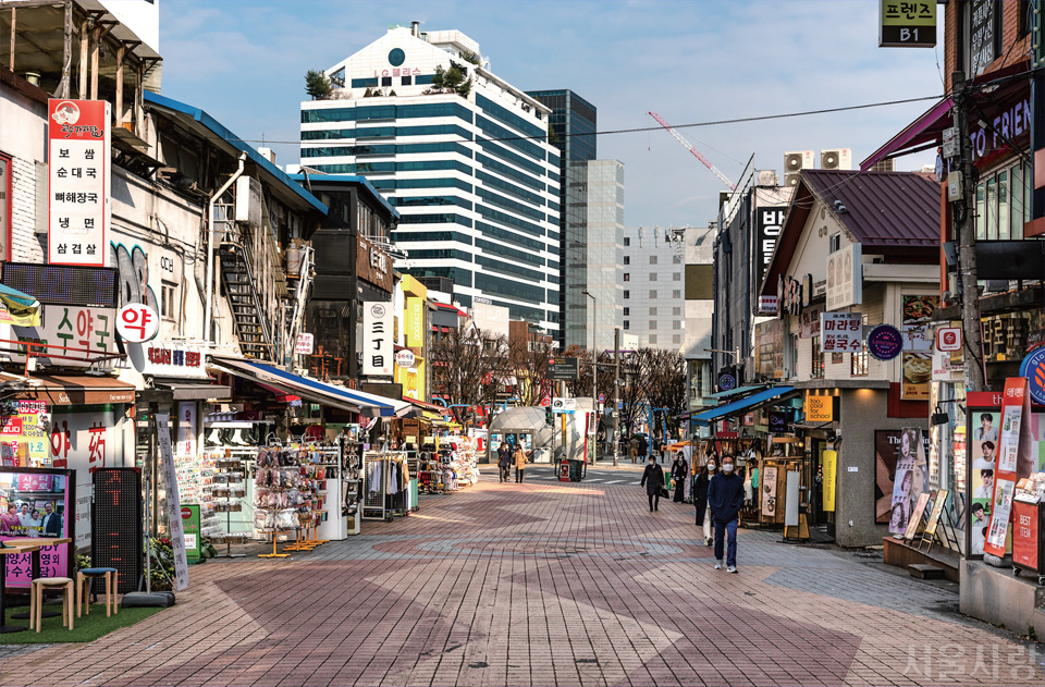 홍대 입구 젊음의 거리