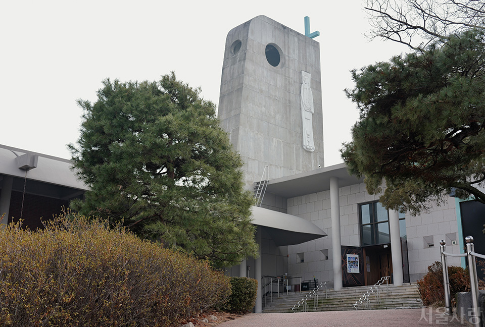 비극을 예술로 승화한 절두산성당.