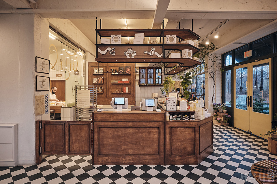 크레미엘 (Cr&eacute;miel) 내부